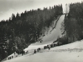 Skokanský můstek v lyžařském areálu Šachty, zima 1954 - 1955